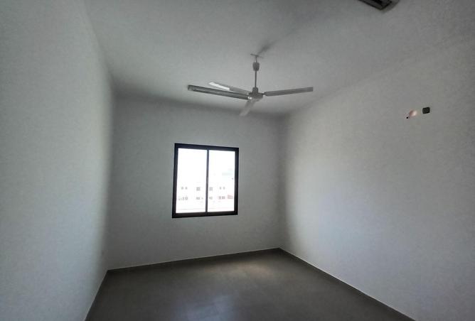 998318 - Property Image 3