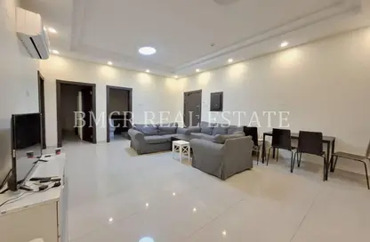 Apartment - 3 Bedrooms - 3 Bathrooms for rent in Al Juffair - Capital Governorate