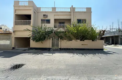 Villa - 5 Bedrooms - 4 Bathrooms for sale in Gufool - Manama - Capital Governorate