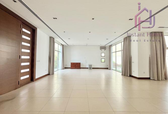 56008146 - Property Image 3