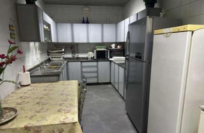 Townhouse - 7+ Bedrooms - 7+ Bathrooms for sale in Isa Town - Central Governorate