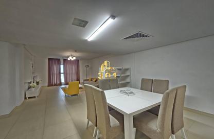 Apartment - 2 Bedrooms - 3 Bathrooms for rent in Al Juffair - Capital Governorate