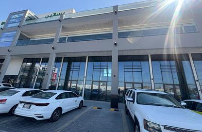 Shop - Studio - 2 Bathrooms for rent in Dumistan - Northern Governorate