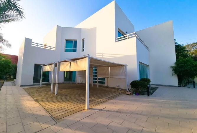 992979 - Property Image 2