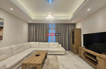 Apartment - 2 Bedrooms - 3 Bathrooms for rent in Al Juffair - Capital Governorate