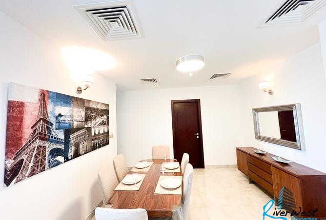 998017 - Property Image 2