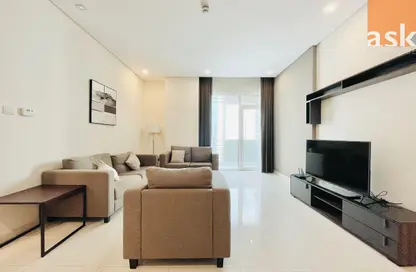 Apartment - 2 Bedrooms - 3 Bathrooms for rent in Al Juffair - Capital Governorate