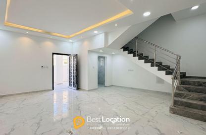 Villa - 4 - 5 for sale in Shahrakan - Northern Governorate