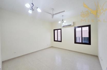 Villa - 5 Bedrooms - 5 Bathrooms for rent in Jannusan - Northern Governorate Villa - 5 Bedrooms - 5 Bathrooms for rent in Jannusan - Northern Governorate
