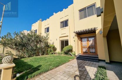 Villa - 4 Bedrooms - 5 Bathrooms for rent in Janabiya - Northern Governorate