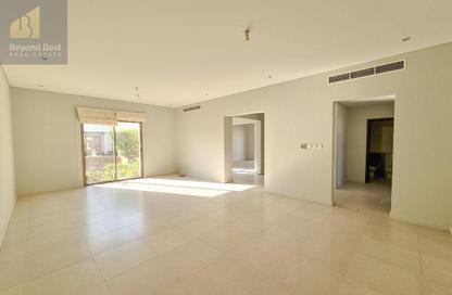 Villa - 4 Bedrooms - 5 Bathrooms for rent in Janabiya - Northern Governorate