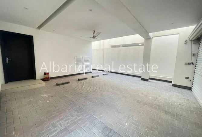 992232 - Property Image 3