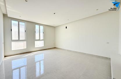 Apartment - 2 - 3 for rent in Hidd - Muharraq Governorate
