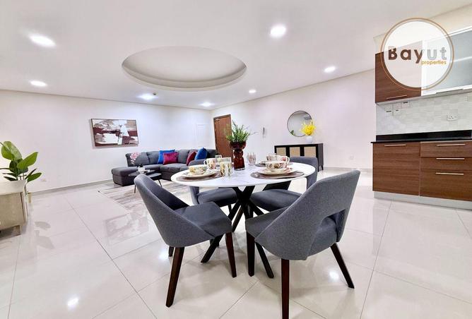 995489 - Property Image 2