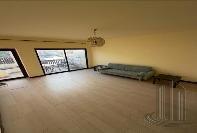 53033570 - Property Image 3