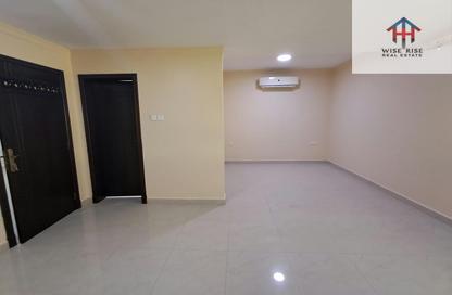 شقة - غرفة نوم - 1 حمام للايجار في البسيتين - المحرق