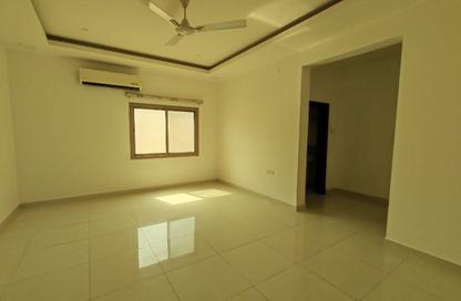 Apartment - 2 Bedrooms - 2 Bathrooms for rent in Busaiteen - Muharraq Governorate Apartment - 2 Bedrooms - 2 Bathrooms for rent in Busaiteen - Muharraq Governorate