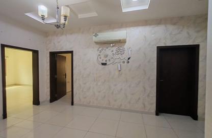 Apartment - 2 Bedrooms - 2 Bathrooms for rent in Busaiteen - Muharraq Governorate Apartment - 2 Bedrooms - 2 Bathrooms for rent in Busaiteen - Muharraq Governorate