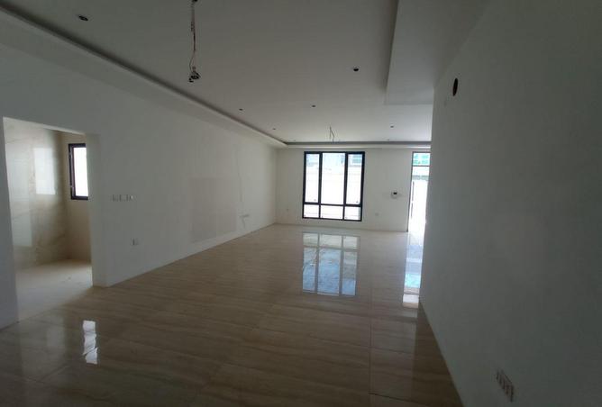 52489259 - Property Image 3