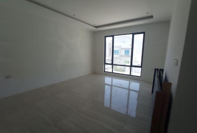 52489259 - Property Image 2