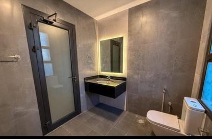 Villa - 4 Bedrooms - 5 Bathrooms for rent in Salmaniya - Manama - Capital Governorate