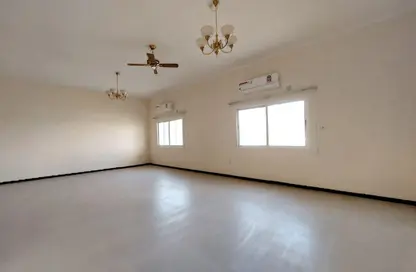 Apartment - 3 Bedrooms - 3 Bathrooms for rent in Um Al Hasam - Manama - Capital Governorate