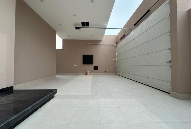 53006345 - صورة العقار 3