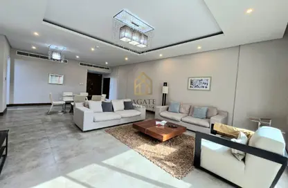 Apartment - 2 Bedrooms - 2 Bathrooms for rent in Amwaj Avenue - Amwaj Islands - Muharraq Governorate