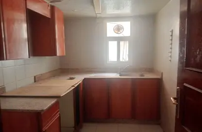 Apartment - 2 Bedrooms - 2 Bathrooms for rent in Mahooz - Manama - Capital Governorate