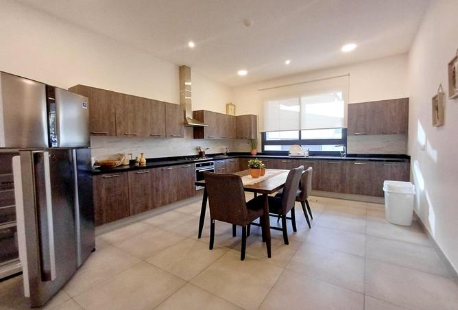 54371278 - Property Image 2