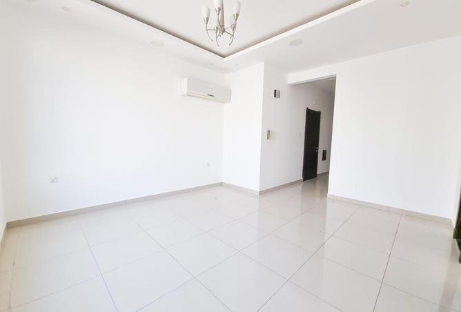 992983 - Property Image 2