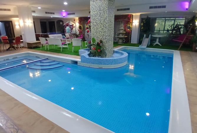 989578 - Property Image 2