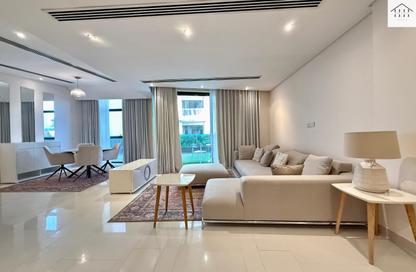 Apartment - 2 Bedrooms - 3 Bathrooms for rent in Reef Island - Capital Governorate