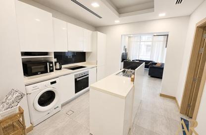 Apartment - 3 Bedrooms - 3 Bathrooms for rent in Al Juffair - Capital Governorate