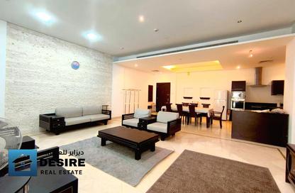 Apartment - 2 Bedrooms - 3 Bathrooms for rent in Al Juffair - Capital Governorate