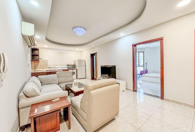 991473 - Property Image 2