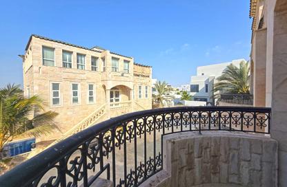 Villa - 6 Bedrooms - 7 Bathrooms for rent in Saar - Northern Governorate