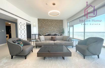 Apartment - 2 Bedrooms - 3 Bathrooms for rent in Sanabis - Manama - Capital Governorate
