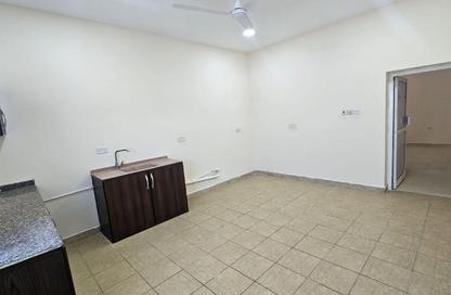 Apartment - 1 Bedroom - 1 Bathroom for rent in Tubli - Central Governorate Apartment - 1 Bedroom - 1 Bathroom for rent in Tubli - Central Governorate
