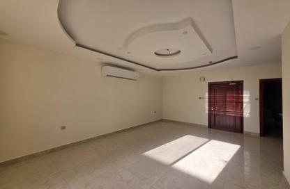 Apartment - 2 Bedrooms - 3 Bathrooms for rent in Hidd - Muharraq Governorate