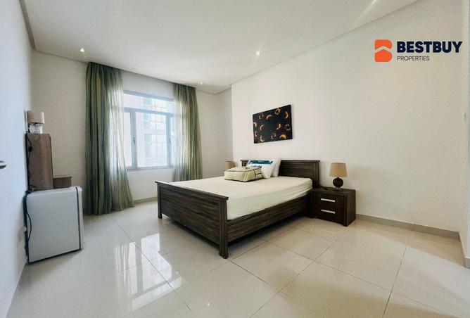 998995 - Property Image 2