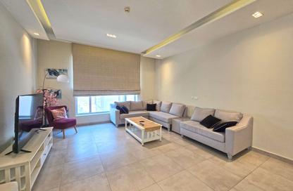 Apartment - 2 Bedrooms - 3 Bathrooms for rent in Saraya 2 - Bu Quwah - Northern Governorate