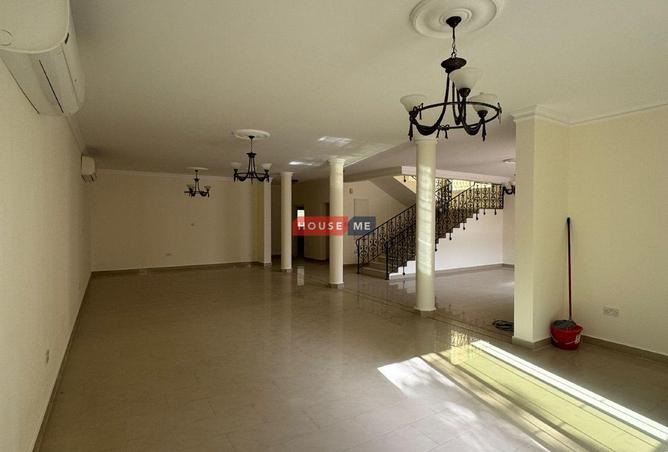 52855495 - Property Image 3