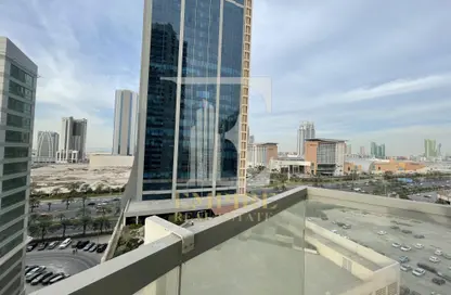 Apartment - 2 Bedrooms - 3 Bathrooms for rent in Sanabis - Manama - Capital Governorate