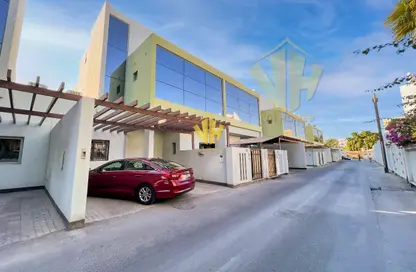 Apartment - 3 Bedrooms - 4 Bathrooms for rent in Um Al Hasam - Manama - Capital Governorate