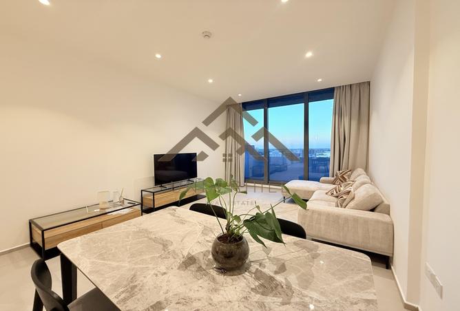 994392 - Property Image 2