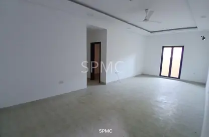 Apartment - 3 Bedrooms - 3 Bathrooms for rent in Hidd - Muharraq Governorate