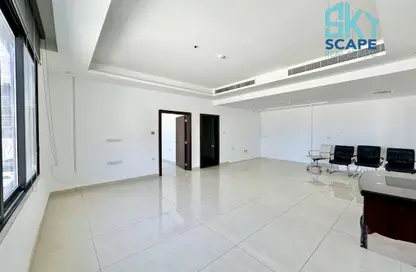 Office Space - 2 Bedrooms - 2 Bathrooms for rent in Seef - Capital Governorate