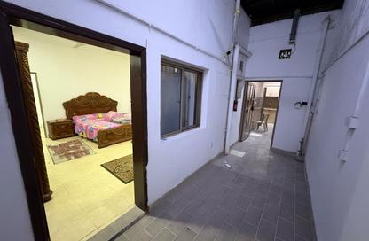 Apartment - 3 Bedrooms - 3 Bathrooms for rent in Alhajiyat - Riffa - Southern Governorate
