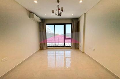 Apartment - 2 Bedrooms - 2 Bathrooms for rent in Al Burhama - Manama - Capital Governorate Apartment - 2 Bedrooms - 2 Bathrooms for rent in Al Burhama - Manama - Capital Governorate